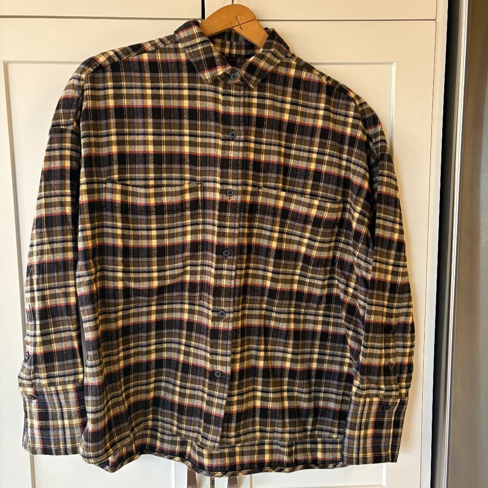 EVERLANE • The Boxy Flannel Long Sleeve Button-Down Shirt Size Extra Small